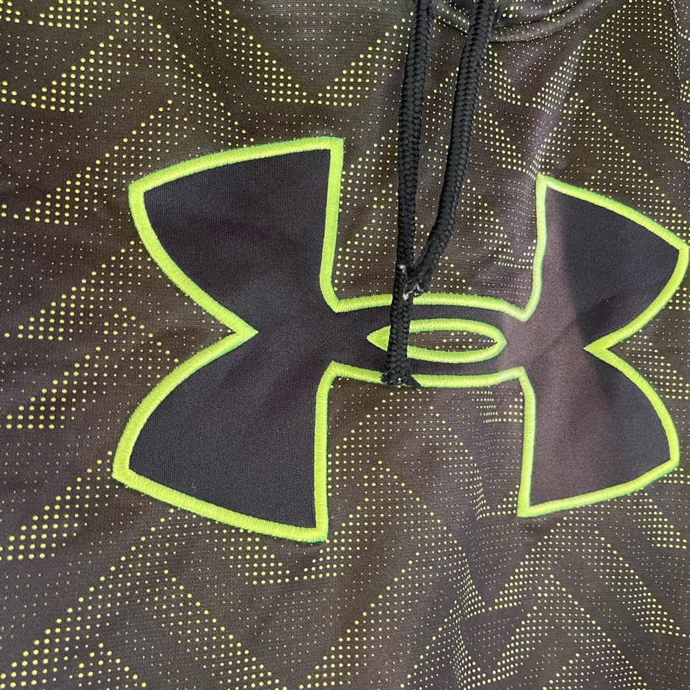 Under Armour Black Hoodie with Neon Green Logo size Large STORM1